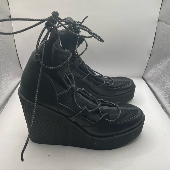 Women's Steve Madden Atomic wedge ankle heels lace size US 6.5M black - Picture 2 of 9